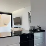 Διαμέρισμα C-10 Vegueta - Private Rooftop Pool *